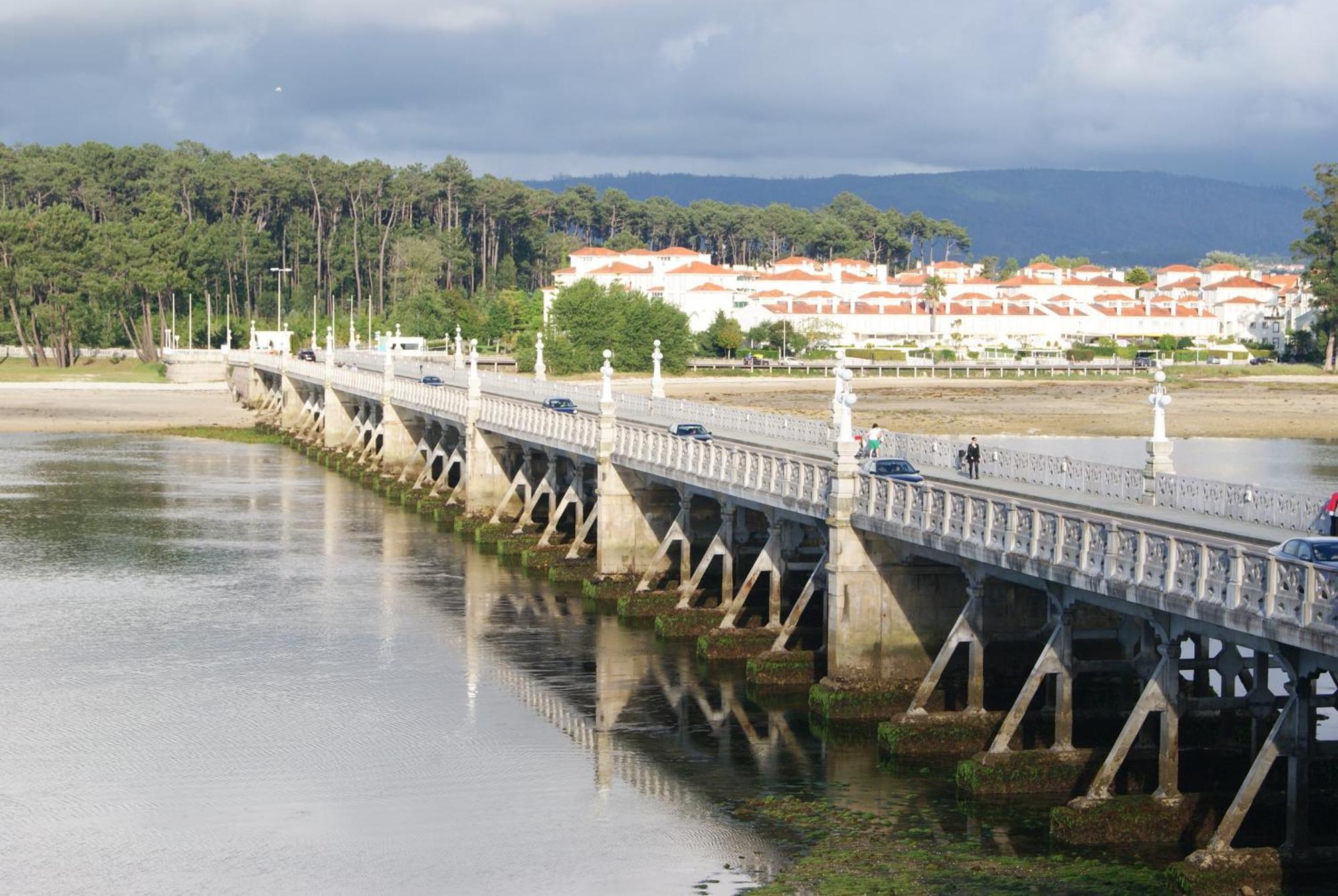Hotel Puente De La Toja Эль-Грове Экстерьер фото