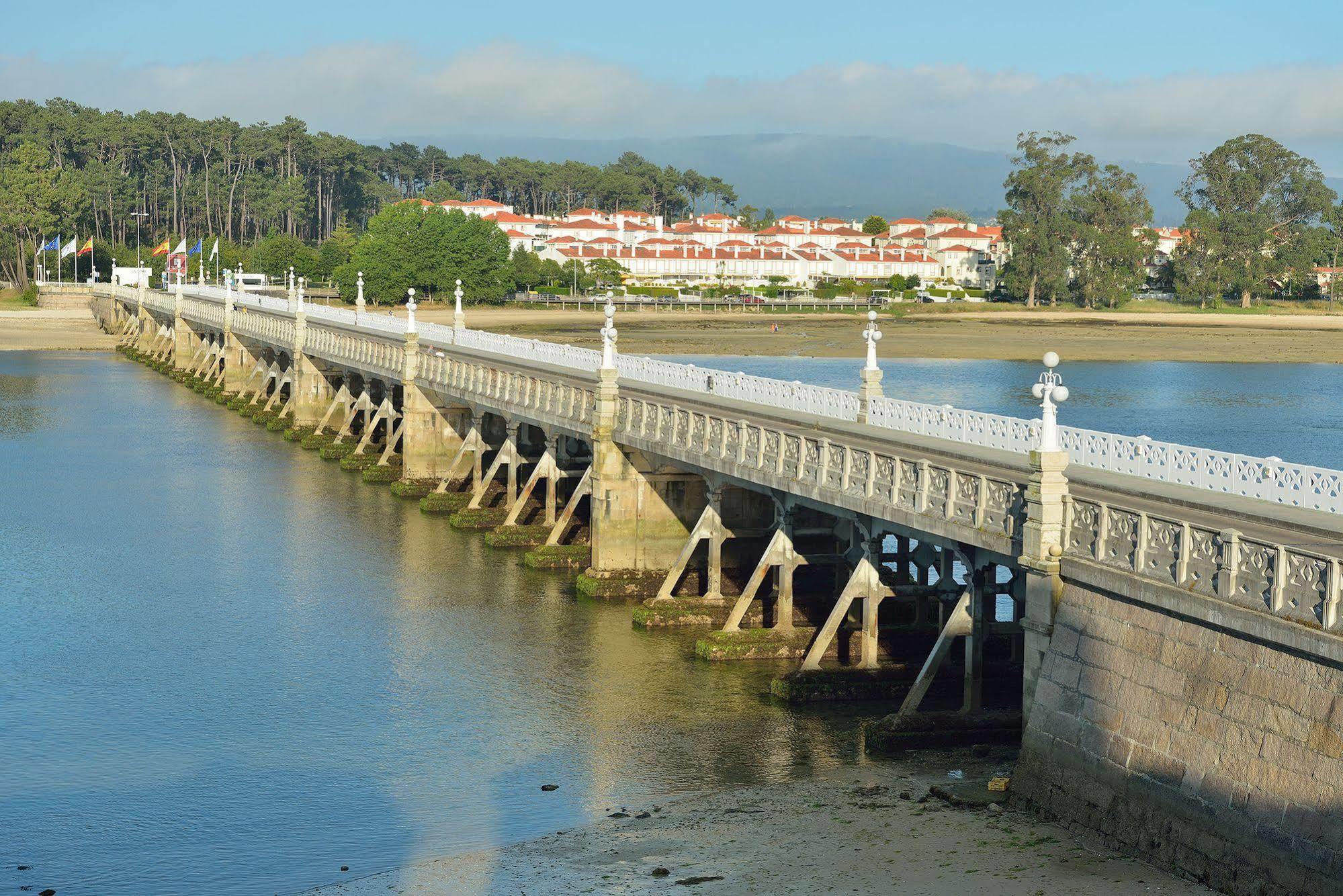 Hotel Puente De La Toja Эль-Грове Экстерьер фото